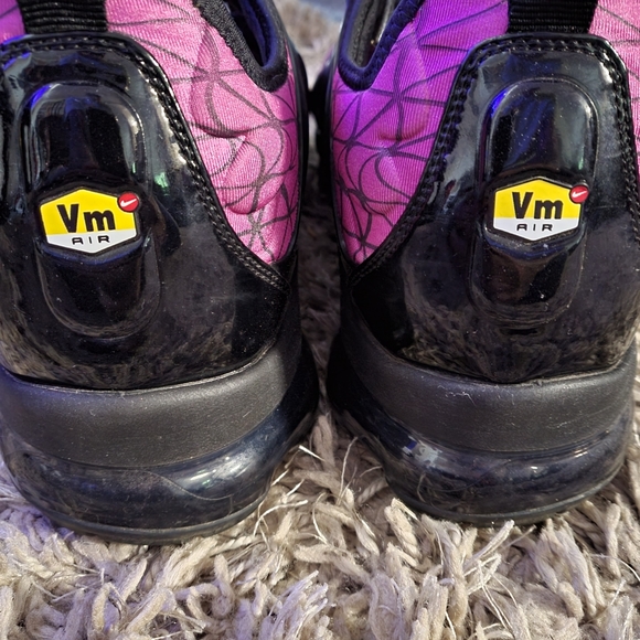 Vapormax plus - Picture 3 of 5